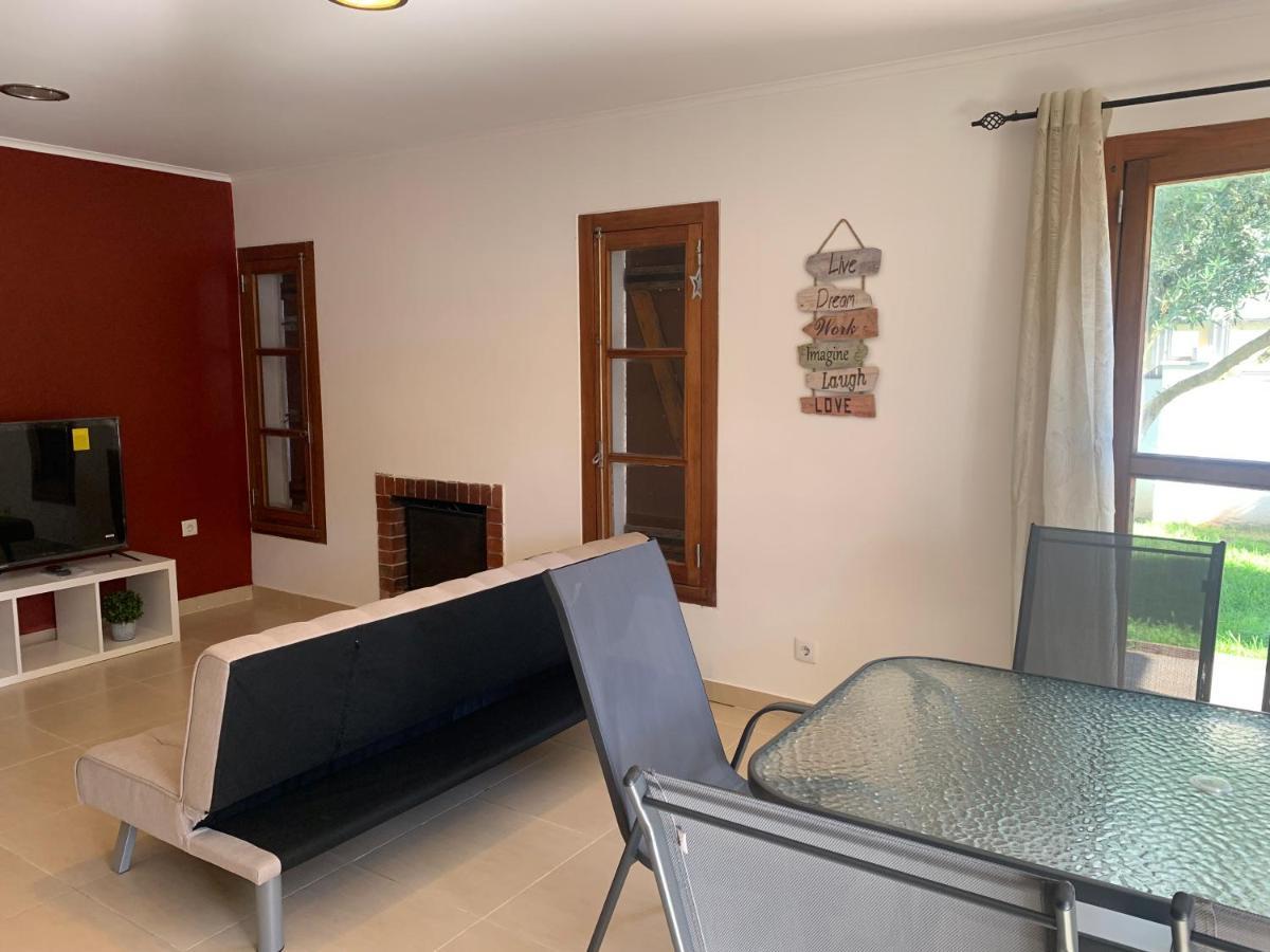 Aroeira Beach House Екстер'єр фото